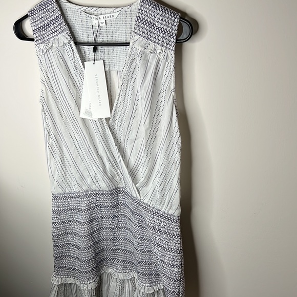 Beautiful Cox dress from Nord Strom with tag on it - Picture 4 of 4